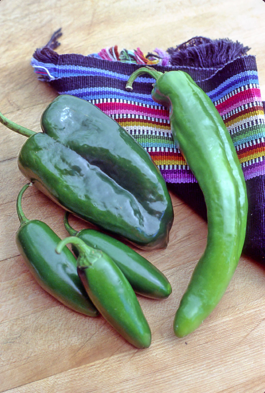 Chile Peppers - Southwestern Chile Trio
